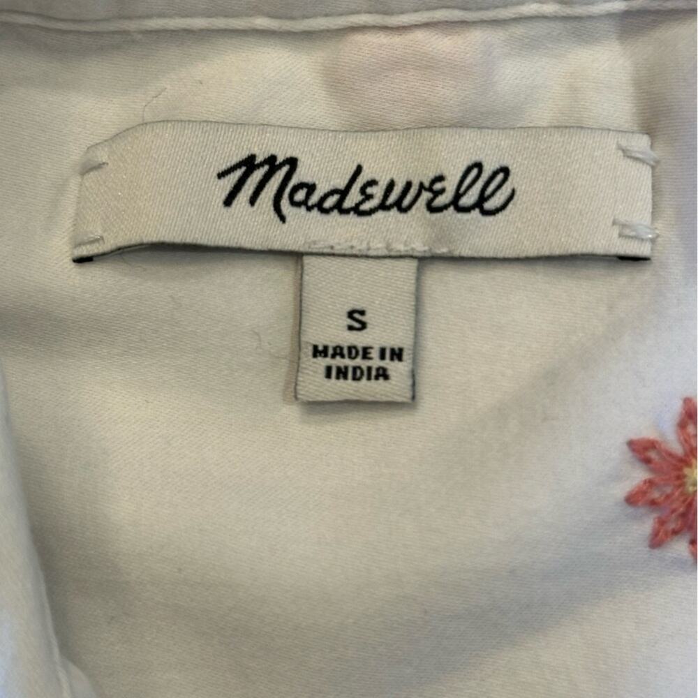 Madewell Women’s Small White Embroidered with Coral Flowers Button Up Top - Picture 3 of 7